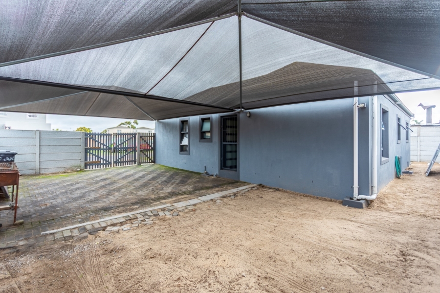 3 Bedroom Property for Sale in Windsor Park Estate Western Cape